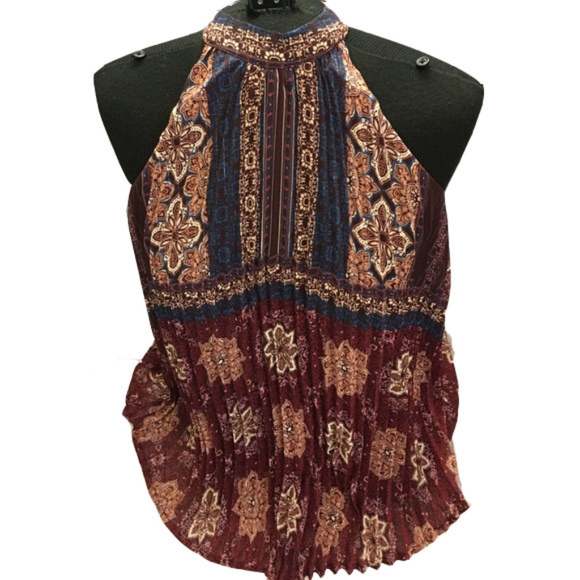 Gorgeous pleated top - Picture 5 of 5